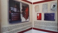 Foto meja baca yang digunakan Sokarno sejak kuliah