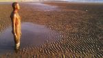 Bertemu 100 Manusia Besi di Pantai Crosby, Liverpool