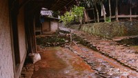 Kawasan Baduy Luar dengan jalan lebih lebar dibanding Baduy Dalam