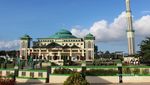 Berwisata Religi di Masjid Terbesar Pulau Bangka