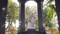 Patung malaikat pembawa kebaikan