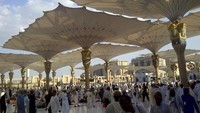 Payung-payung di Masjid Nabawi (dok.Andi Abdullah Sururi/detikfoto)