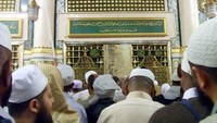 Gerbang makam rasul (dok. Muhammad Nur Hayid/detikFoto)