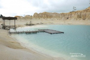 Bintan Punya Danau Biru dan Gurun Pasir