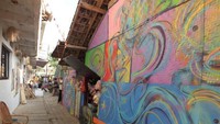 Warung warna warni