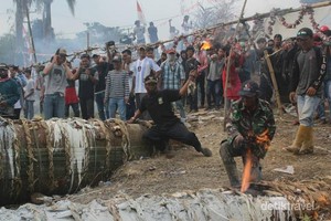 Bogor Punya Tradisi Adu Mercon, Tahu?