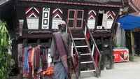 Salah satu atraksi wisata di Pulau Samosir