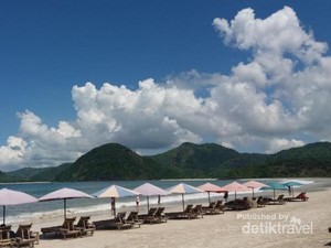 Bosan Menunggu Transit di Bandara Lombok, Coba Main ke Pantainya