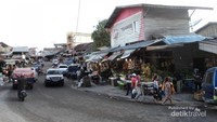 situasi Simpang Balek Bener meriah