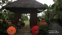 Pintu masuk villa