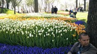 Jangan lupa berfoto di sini.