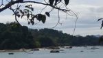 Bukan Berwarna Putih, Pantai di Malaysia Pasirnya Hitam