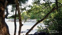 pantai tersembunyi