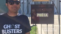 saya di depan masjid Istiqlal
