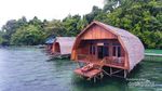 Bukan di Maldives, Ini Resort di Raja Ampat