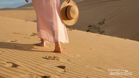 white sand dunes