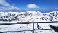 Shika Snow Mountin berselimut salju abadi