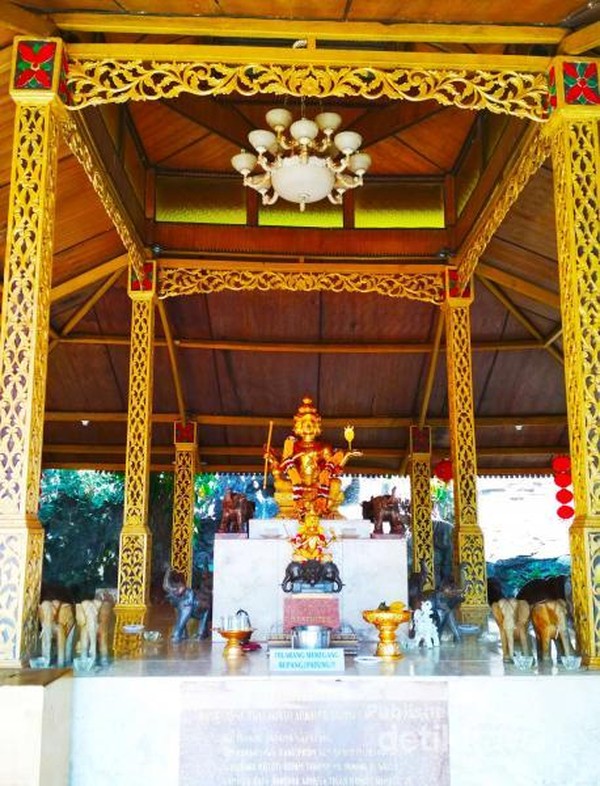 Pendopo gajah, altar tertinggi