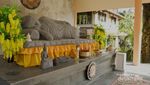 Bukan di Thailand, Vihara Ini Ada di Lembang