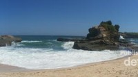 Pemandangan eksotis Pantai Klayar