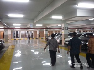 Bukan Mall, Ini Basement Masjid Raya Baiturrahman Aceh