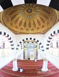 Bukan Nabawi, Ini Masjid Cantik Dari Sleman