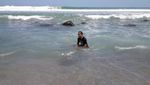 Bukan Nusa Penida Bali, Ini Pantai Menganti di Kebumen