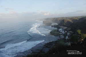 Bukit Kosakora Gunungkidul yang Asyik Buat Camping