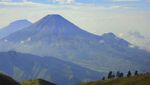 Bukit Teletubbies Juga Ada di Gunung Prau