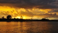 Sunset di pantai Engglas