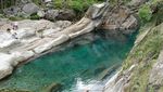 Bungy Jumping ala James Bond di Verzasca Dam, Berani?