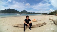 Salah satu spot foto di Pantai Lampuuk