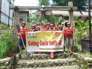 Byurr! Serunya Menaklukan Jeram Cicatih
