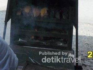 Camilan Khas Minang, Dari Bika Bakar Sampai Lemang Panas
