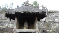 Teras ke 10 candi cetho