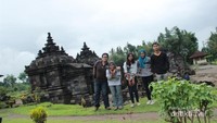 Candi Plaosan Kidul di bagian selatan
