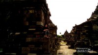 Candi Kidul (Selatan)