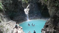 Air Terjun Waimarang yang cantik seperti surga.
