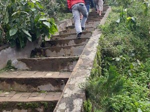 Cantiknya Dieng dari Batu Ratapan Angin