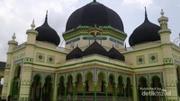 kubah mesjid dari kubah utama sampai kubah yang ukuran lebih kecil