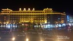 Cantiknya Menara Pandang Xian di Malam Hari