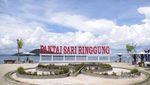 Cantiknya Pantai Sari Ranggung, Makin Lengkap dengan Masjid Apung
