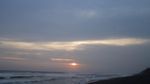 Cantiknya Senja Berkabut di Pantai Kuwaru, Yogyakarta