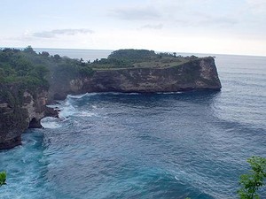 Cara Asyik Akhir Pekan di Bali, Datang ke Nusa Penida!