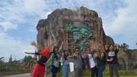 Batu berukiran peta Pulau Langkawi