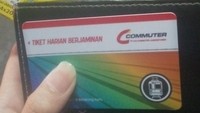 Tiket Harian Berjaminan (THB) KRL yang dapat dibeli di loket ataupun finding machine stasiun KRL.