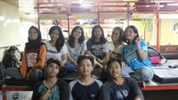Foto ini diambil ketika kami sedang berada di kapal Pelni