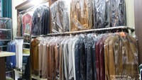 Jaket kulit juga tersedia dengan berbagai pilihan warna