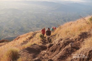 Cerita Pendakian Gunung Sumbing Lewat Jalur Kaliangkrik