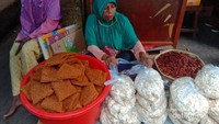 Kuliner Khas Alor, Kue Rambut, Jagung Titi dan Kacang Kenari